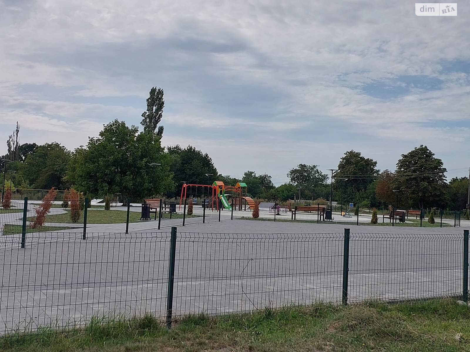 Земельный участок под жилую застройку в Розовке, площадь 6 соток фото 1 Земельный участок под жилую застройку в Розовке, площадь 6 соток фото 1