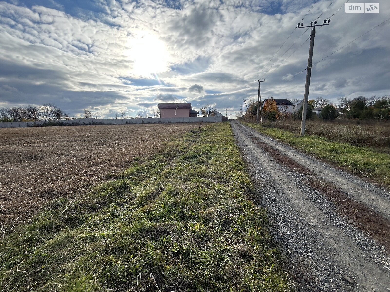 Земельный участок под жилую застройку в Ружичанке, площадь 25 соток фото 1 Земельный участок под жилую застройку в Ружичанке, площадь 25 соток фото 1