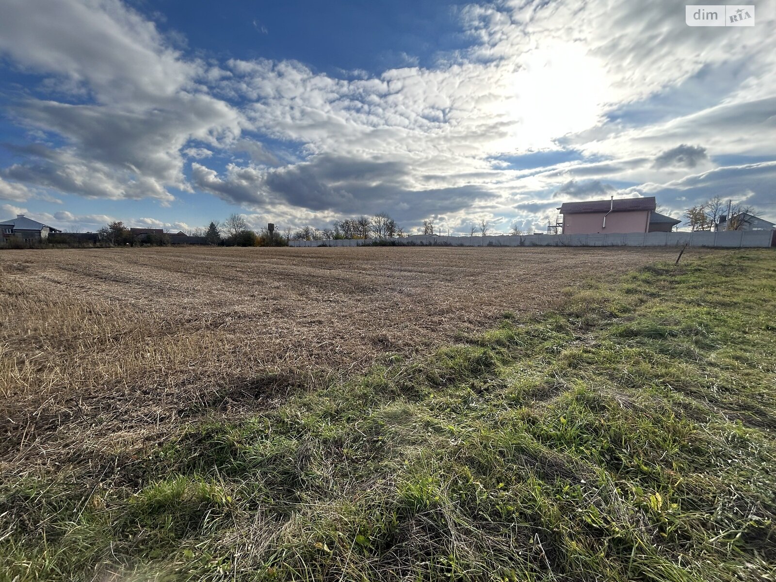Земельный участок под жилую застройку в Ружичанке, площадь 25 соток фото 1 Земельный участок под жилую застройку в Ружичанке, площадь 25 соток фото 1