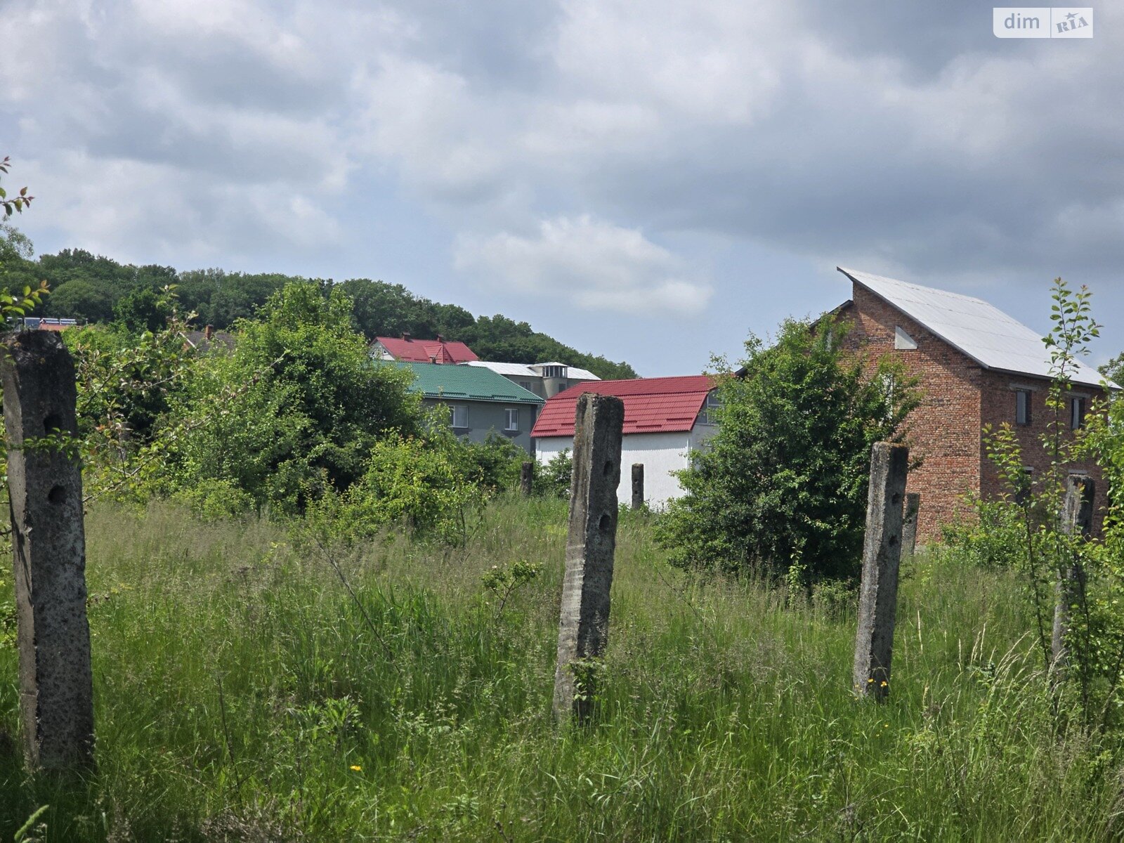 Земельна ділянка під житлову забудову в Сатанові, площа 15 соток фото 1 Земельна ділянка під житлову забудову в Сатанові, площа 15 соток фото 1
