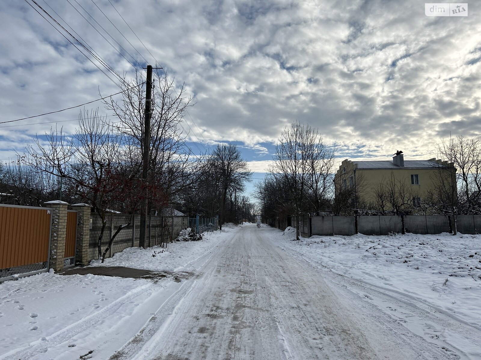 Земельна ділянка під житлову забудову в Щітках, площа 21 сотка фото 1