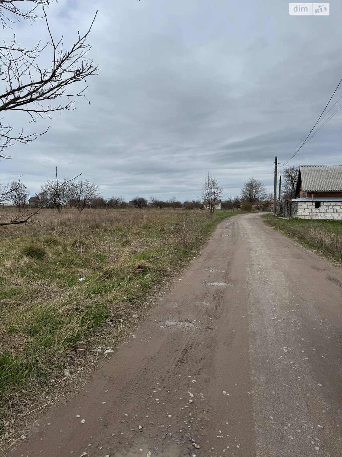 Земельна ділянка під житлову забудову в Щітках, площа 20 соток фото 1 Земельна ділянка під житлову забудову в Щітках, площа 20 соток фото 1