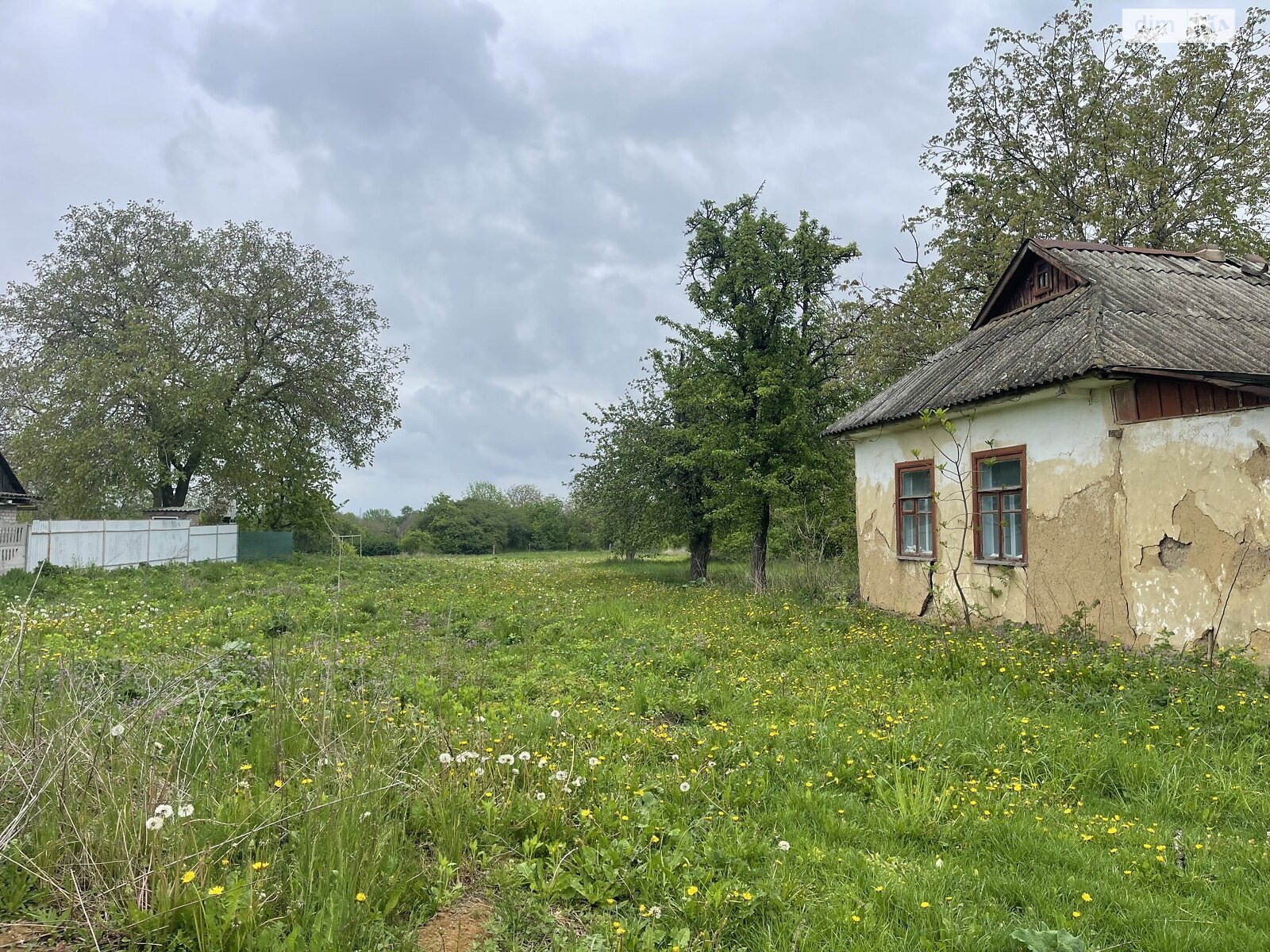 Земельна ділянка під житлову забудову в Щітках, площа 28 соток фото 1 Земельна ділянка під житлову забудову в Щітках, площа 28 соток фото 1