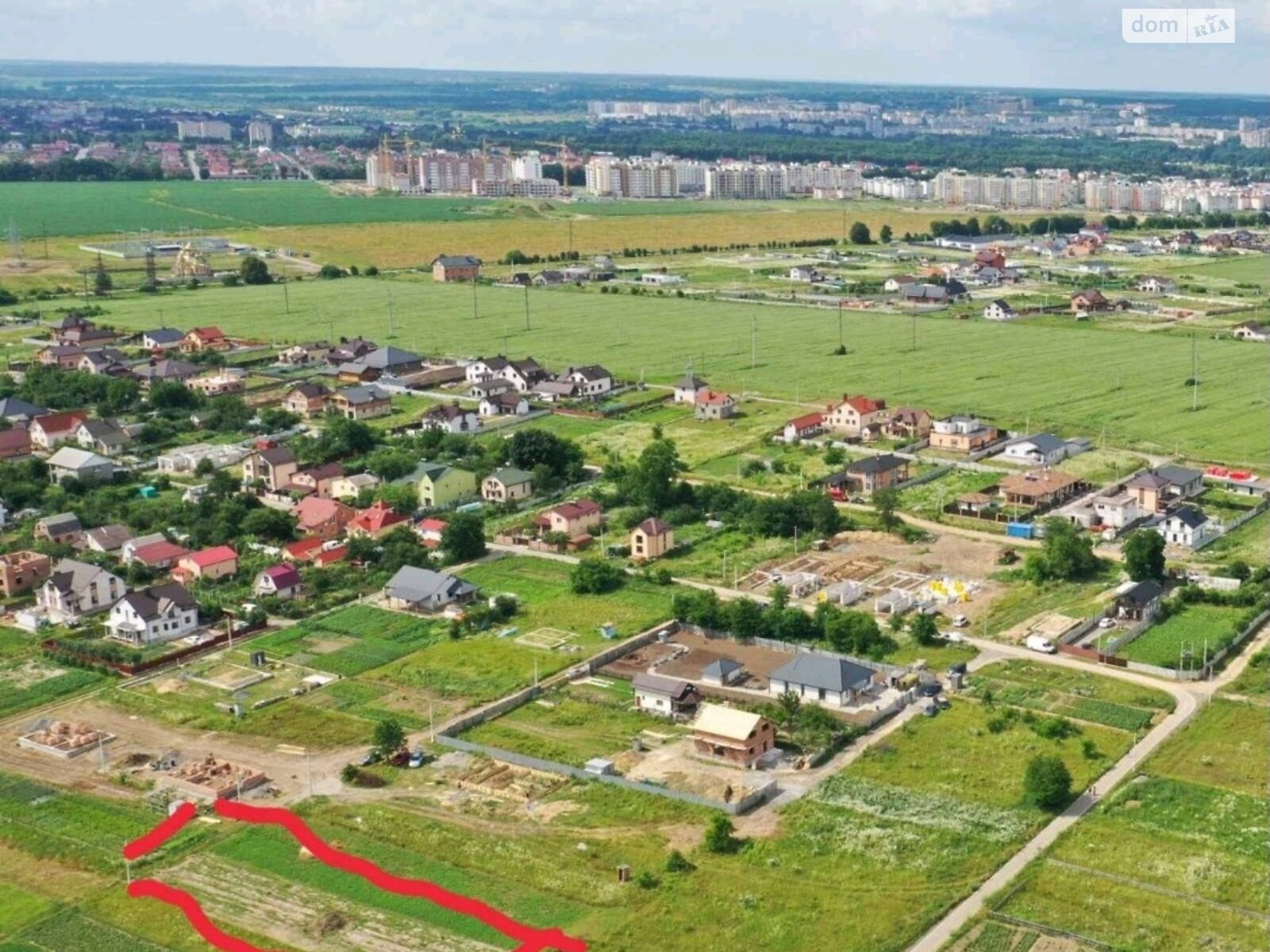 Земельный участок под жилую застройку в Шкуринцах, площадь 8 соток фото 1 Земельный участок под жилую застройку в Шкуринцах, площадь 8 соток фото 1