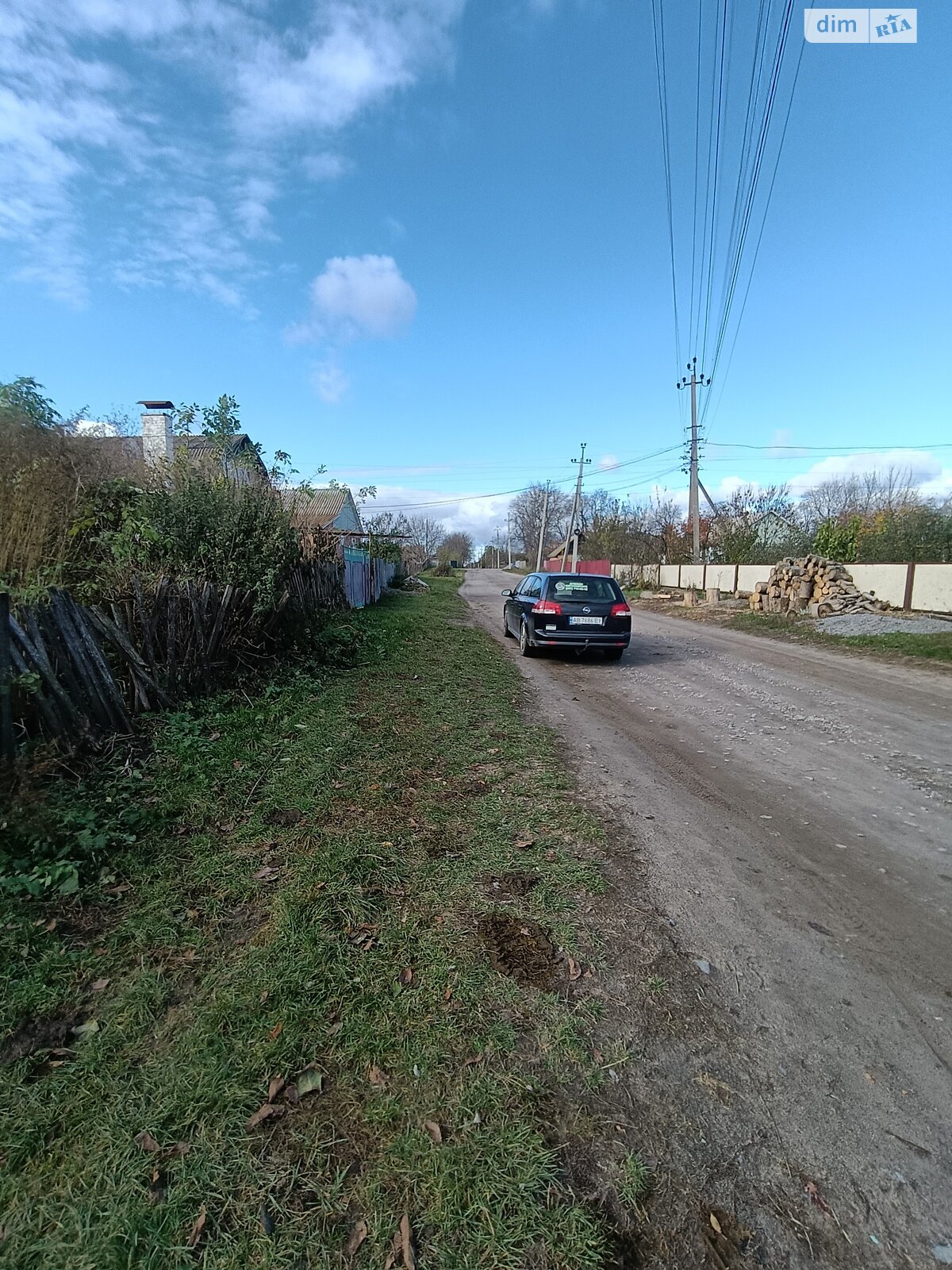 Земельна ділянка під житлову забудову в Широкій Греблі, площа 25 соток фото 1 Земельна ділянка під житлову забудову в Широкій Греблі, площа 25 соток фото 1