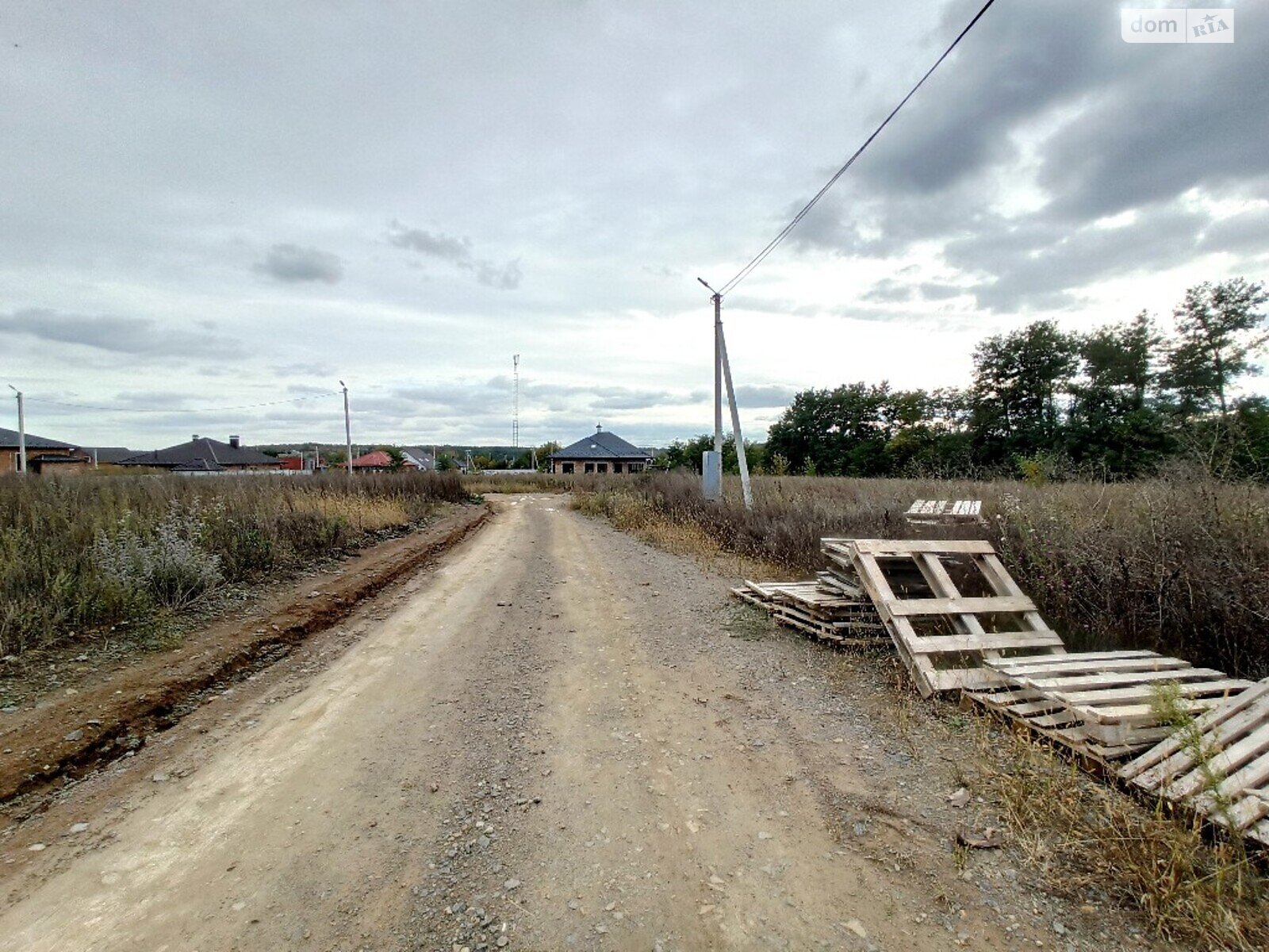 Земельна ділянка під житлову забудову в Шкуринцях, площа 16 соток фото 1