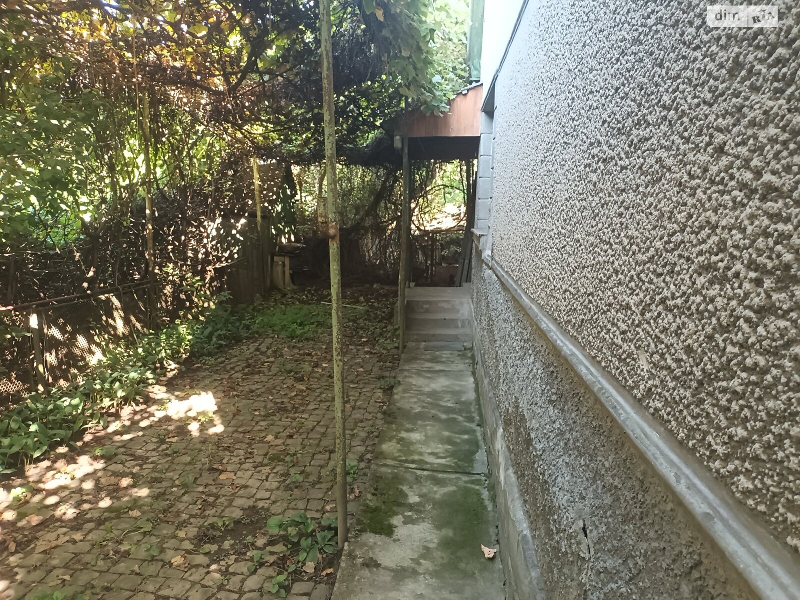 Земельна ділянка під житлову забудову в Сторожниці, площа 15 соток фото 1 Земельна ділянка під житлову забудову в Сторожниці, площа 15 соток фото 1