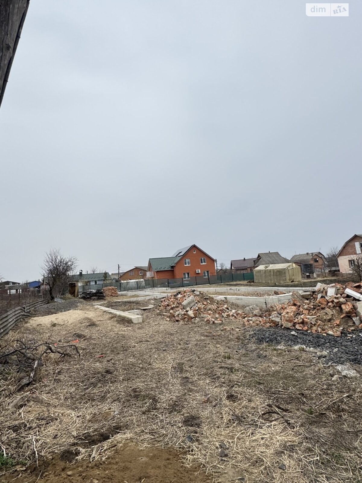 Земельна ділянка під житлову забудову в Стрижавці, площа 6.3 сотки фото 1 Земельна ділянка під житлову забудову в Стрижавці, площа 6.3 сотки фото 1