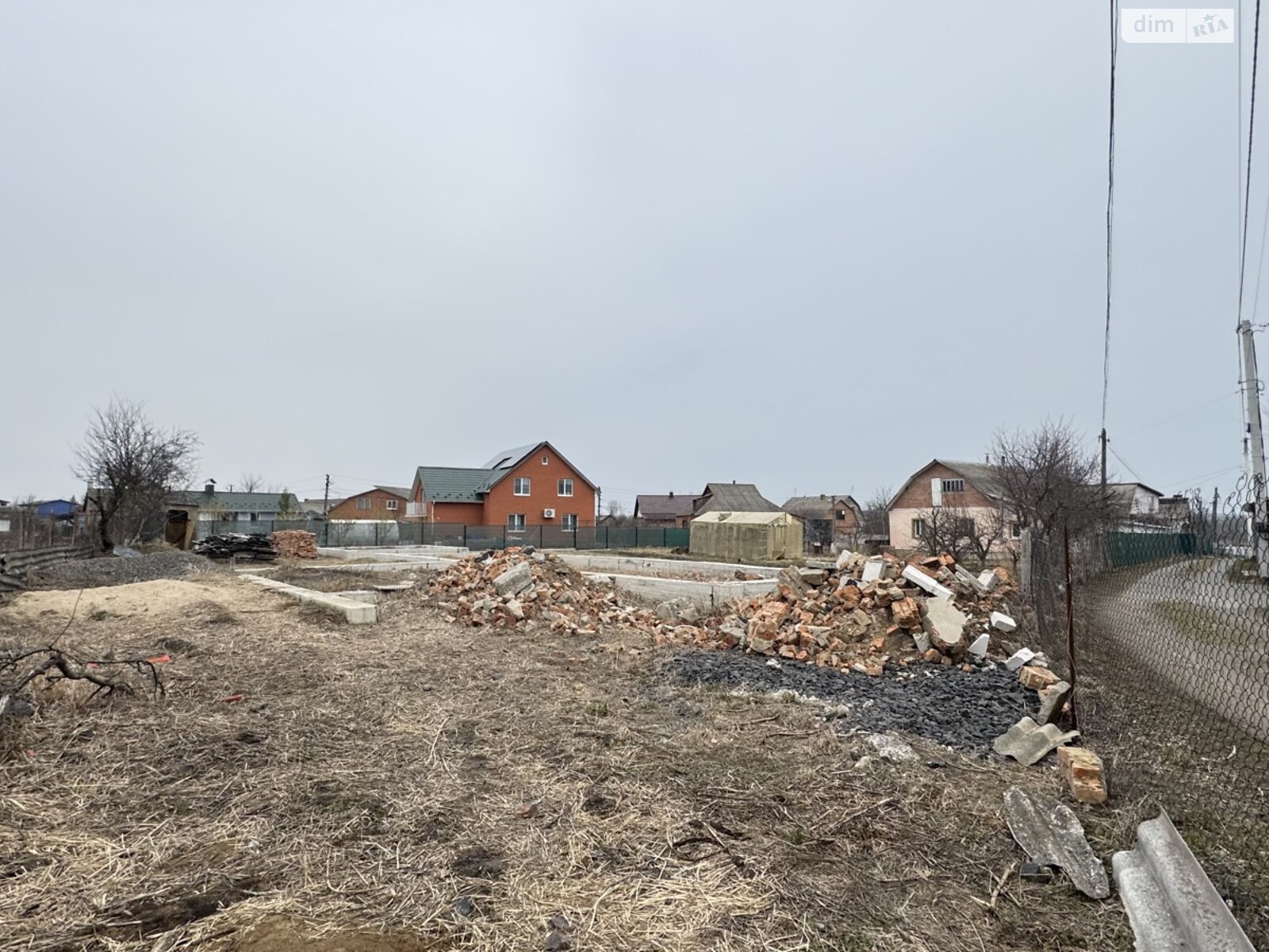 Земельна ділянка під житлову забудову в Стрижавці, площа 6.3 сотки фото 1 Земельна ділянка під житлову забудову в Стрижавці, площа 6.3 сотки фото 1