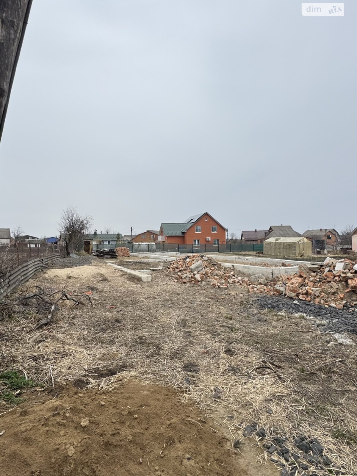 Земельна ділянка під житлову забудову в Стрижавці, площа 6.3 сотки фото 1 Земельна ділянка під житлову забудову в Стрижавці, площа 6.3 сотки фото 1