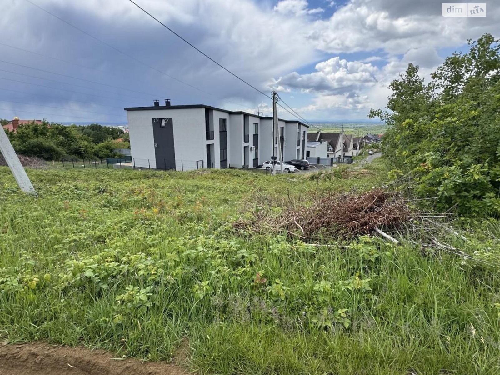 Земля під житлову забудову в Ужгороді, район БАМ, площа 8 соток фото 1 Земля під житлову забудову в Ужгороді, район БАМ, площа 8 соток фото 1