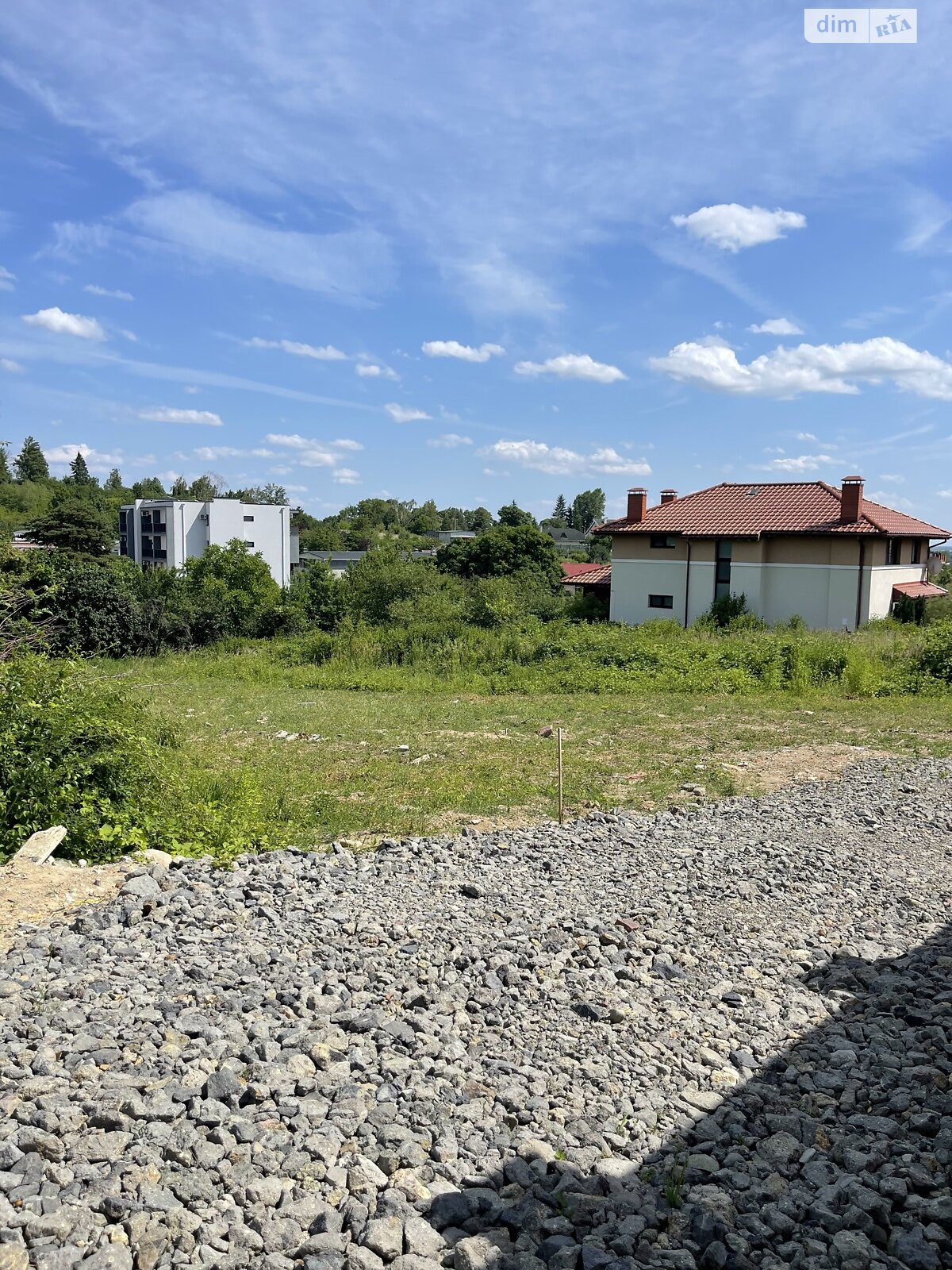 Земля під житлову забудову в Ужгороді, район БАМ, площа 9.6 сотки фото 1 Земля під житлову забудову в Ужгороді, район БАМ, площа 9.6 сотки фото 1