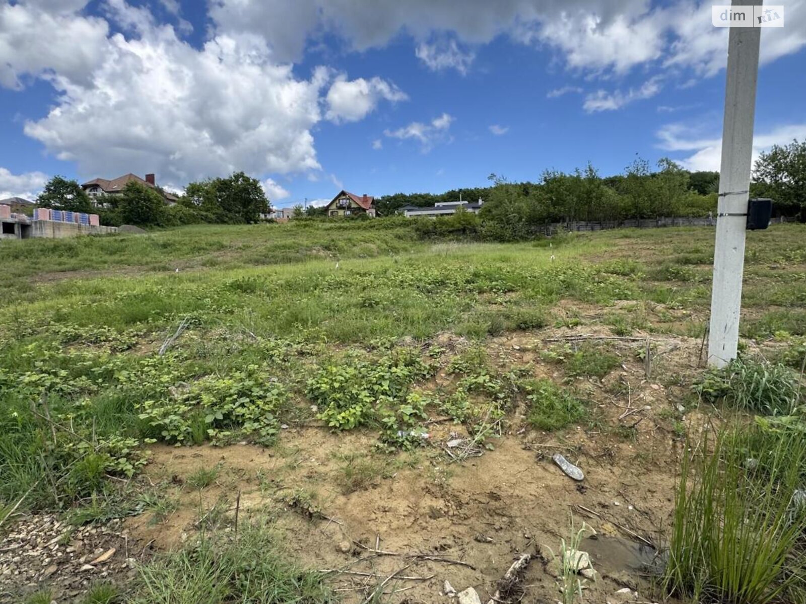Земля під житлову забудову в Ужгороді, район Червениця, площа 7.49 сотки фото 1