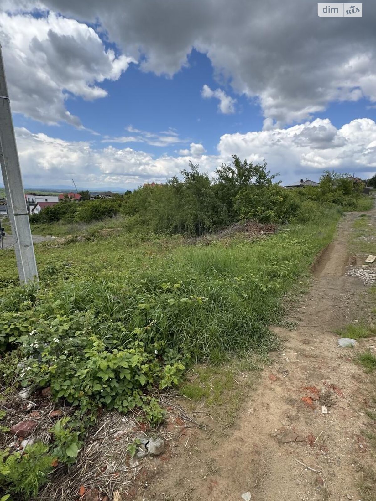 Земля під житлову забудову в Ужгороді, район Червениця, площа 7.49 сотки фото 1