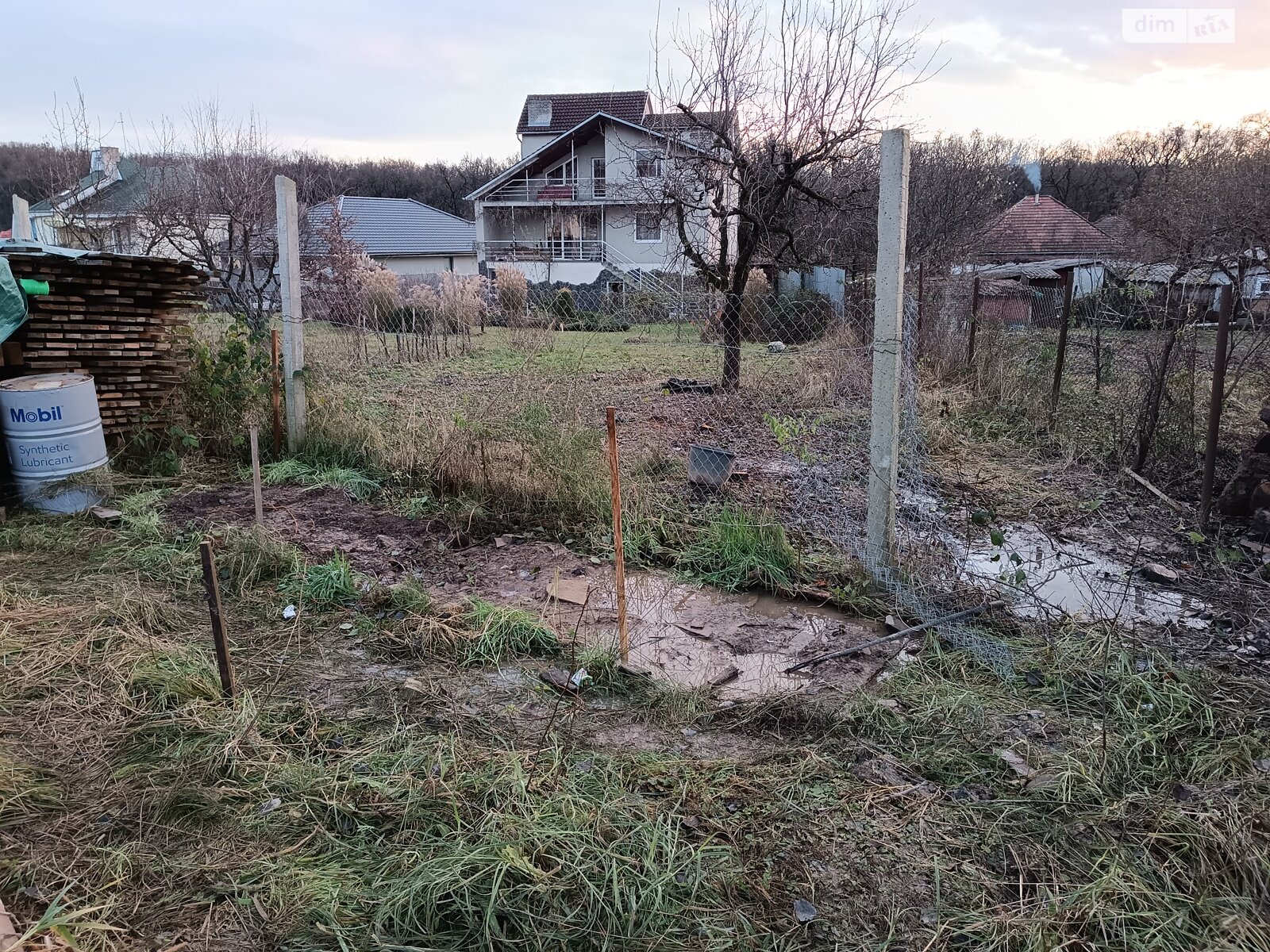 Земля під житлову забудову в Ужгороді, район Червениця, площа 9.74 сотки фото 1