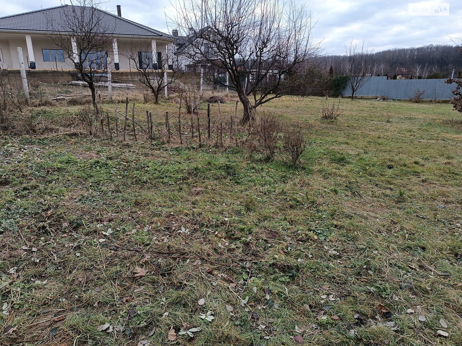 Земля під житлову забудову в Ужгороді, район Червениця, площа 9.74 сотки фото 1