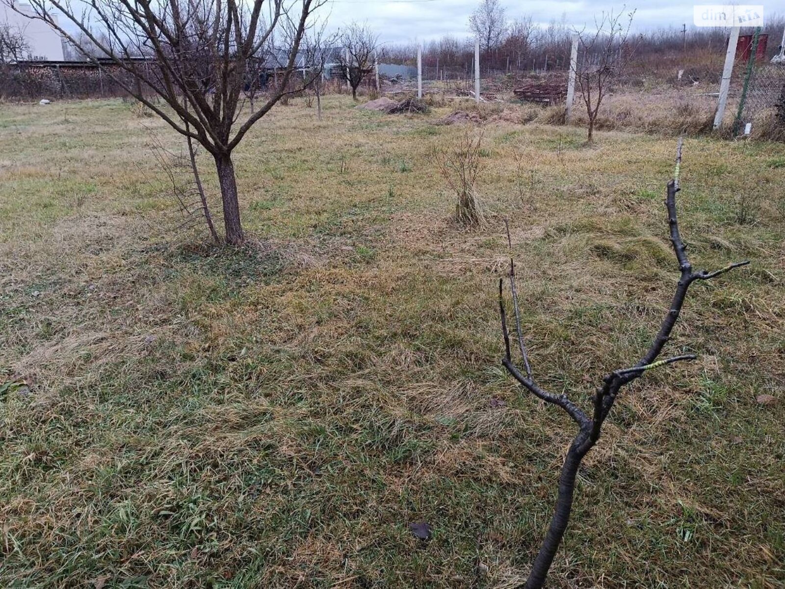 Земля під житлову забудову в Ужгороді, район Червениця, площа 10 соток фото 1