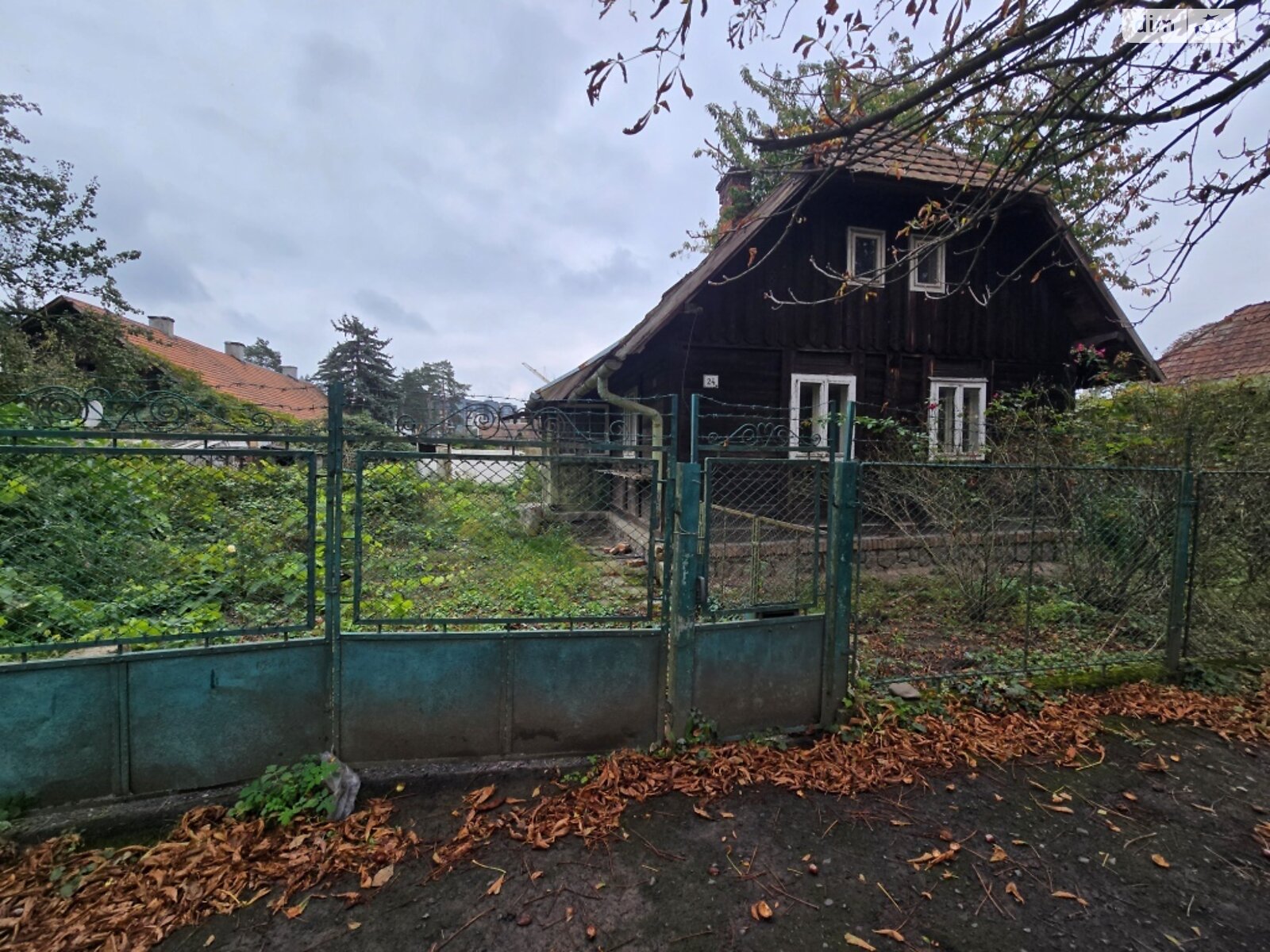 Земля під житлову забудову в Ужгороді, район Мала Прага, площа 4.06 сотки фото 1 Земля під житлову забудову в Ужгороді, район Мала Прага, площа 4.06 сотки фото 1