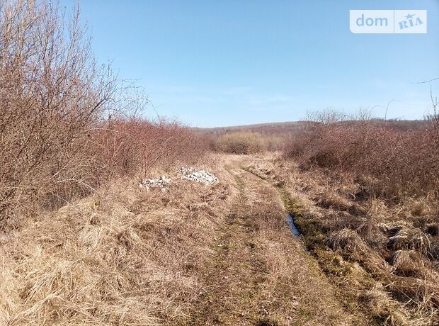 Земля под жилую застройку в Ужгороде, район Массив-2, площадь 7 соток фото 1 Земля под жилую застройку в Ужгороде, район Массив-2, площадь 7 соток фото 1