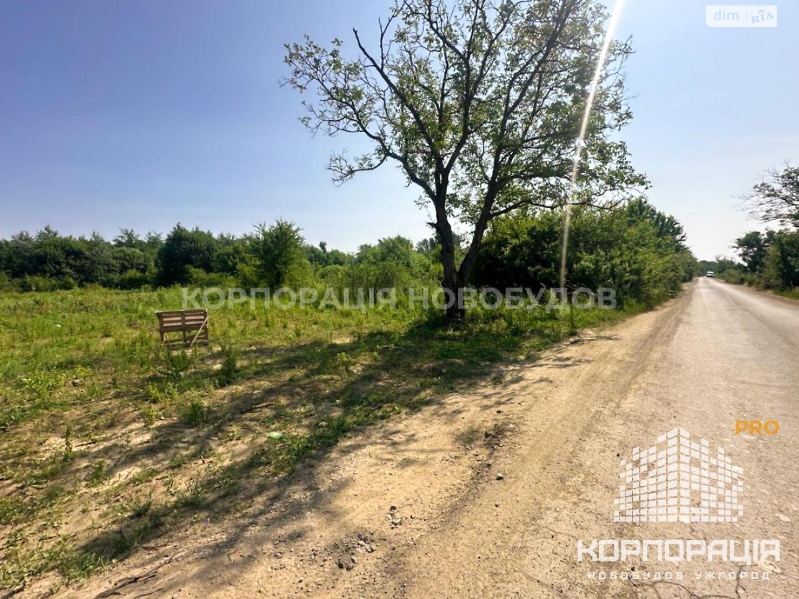 Земля під житлову забудову в Ужгороді, район Садовий, площа 6.8 сотки фото 1 Земля під житлову забудову в Ужгороді, район Садовий, площа 6.8 сотки фото 1