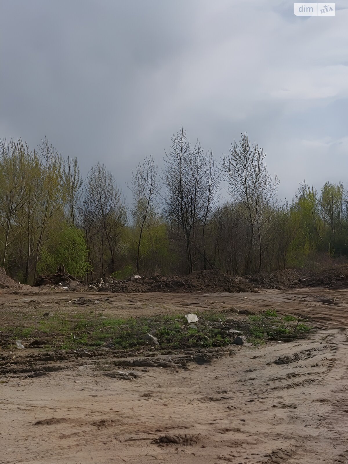 Земля под жилую застройку в Ужгороде, район Садовый, площадь 1.7 Га фото 1 Земля под жилую застройку в Ужгороде, район Садовый, площадь 1.7 Га фото 1