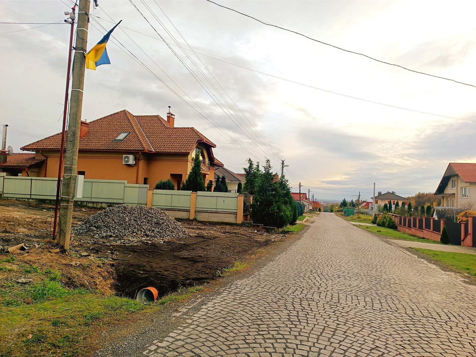 Земля під житлову забудову в Ужгороді, район Шахта, площа 8 соток фото 1