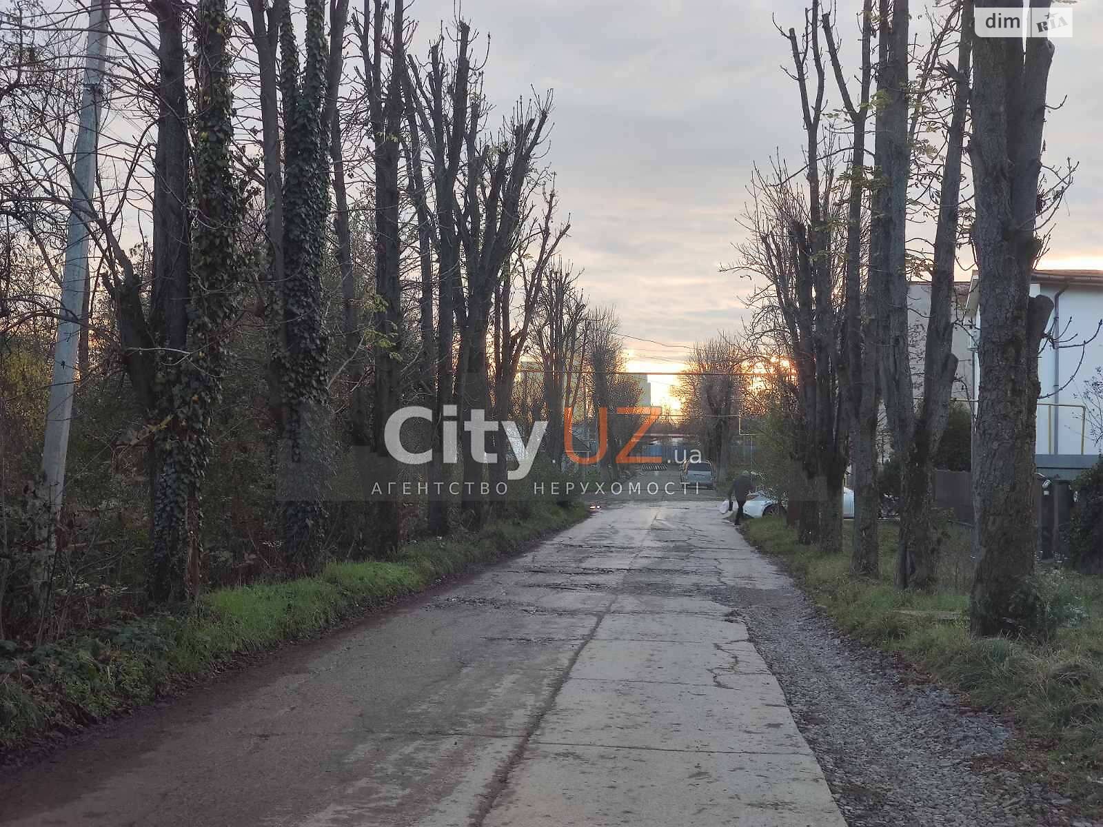 Земельный участок под жилую застройку в Ужгороде, площадь 7 соток фото 1