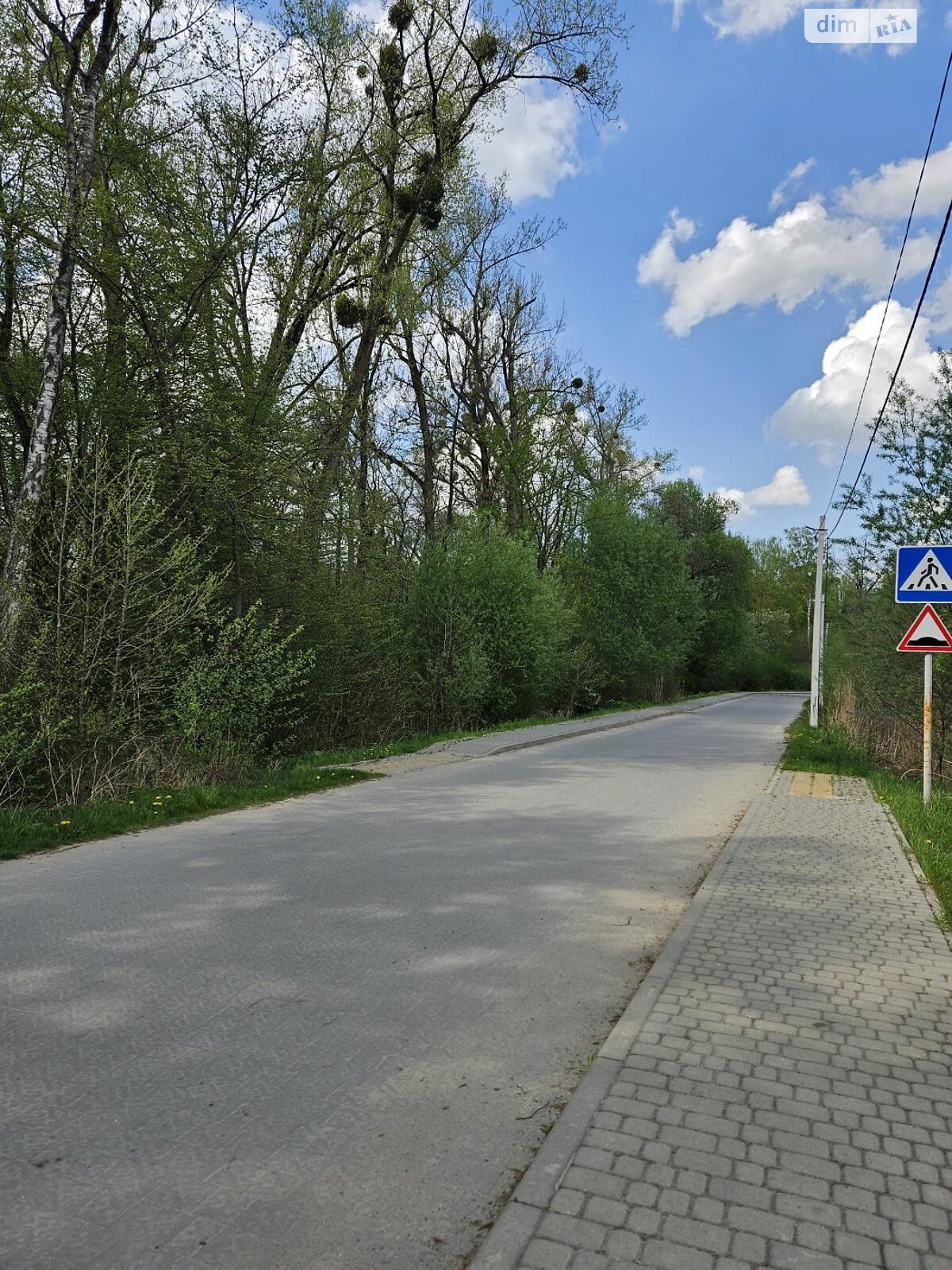 Земельна ділянка під житлову забудову в Великому Любині, площа 11 соток фото 1 Земельна ділянка під житлову забудову в Великому Любині, площа 11 соток фото 1