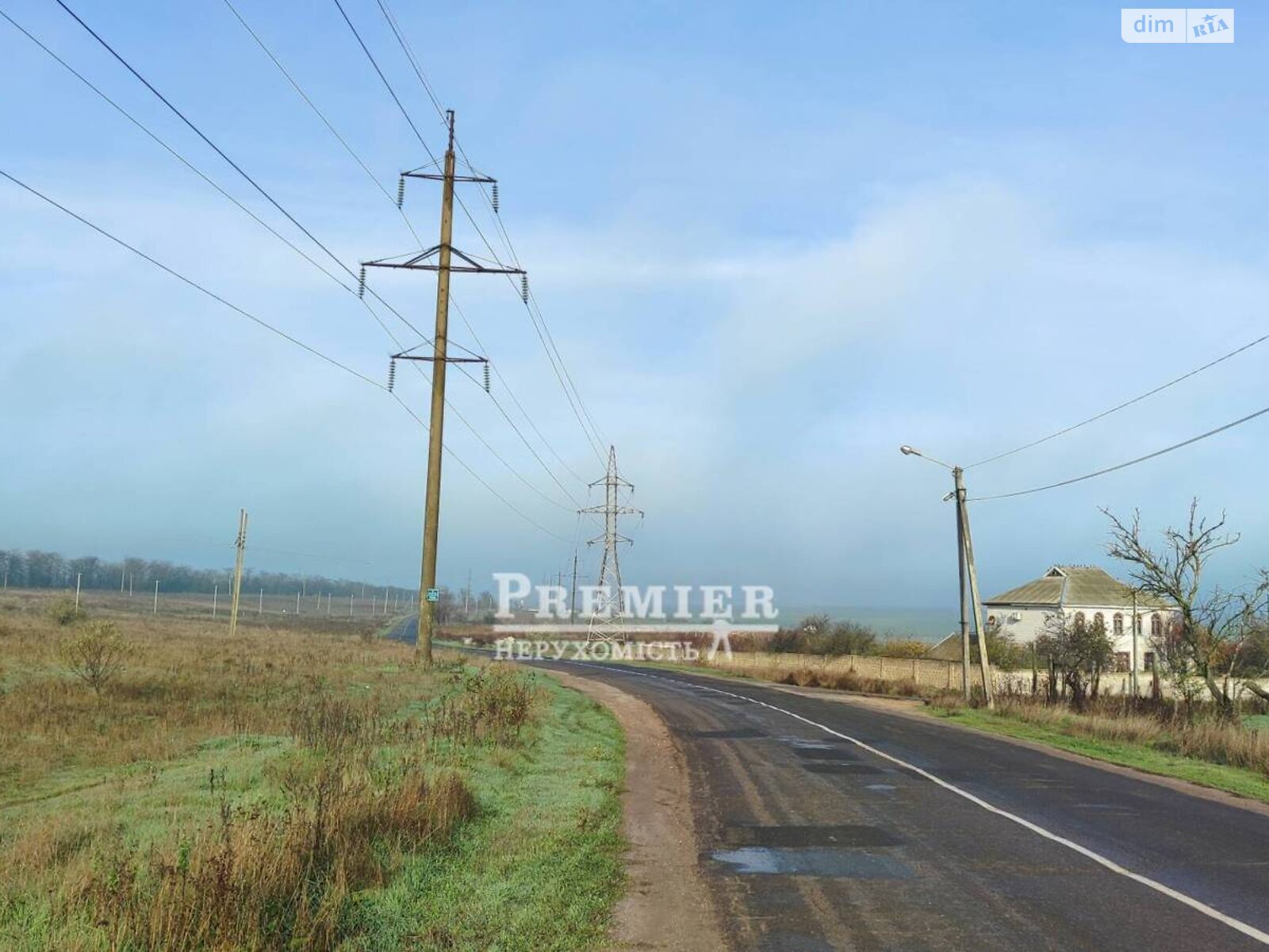 Земельный участок под жилую застройку в Великодолинском, площадь 7 соток фото 1 Земельный участок под жилую застройку в Великодолинском, площадь 7 соток фото 1