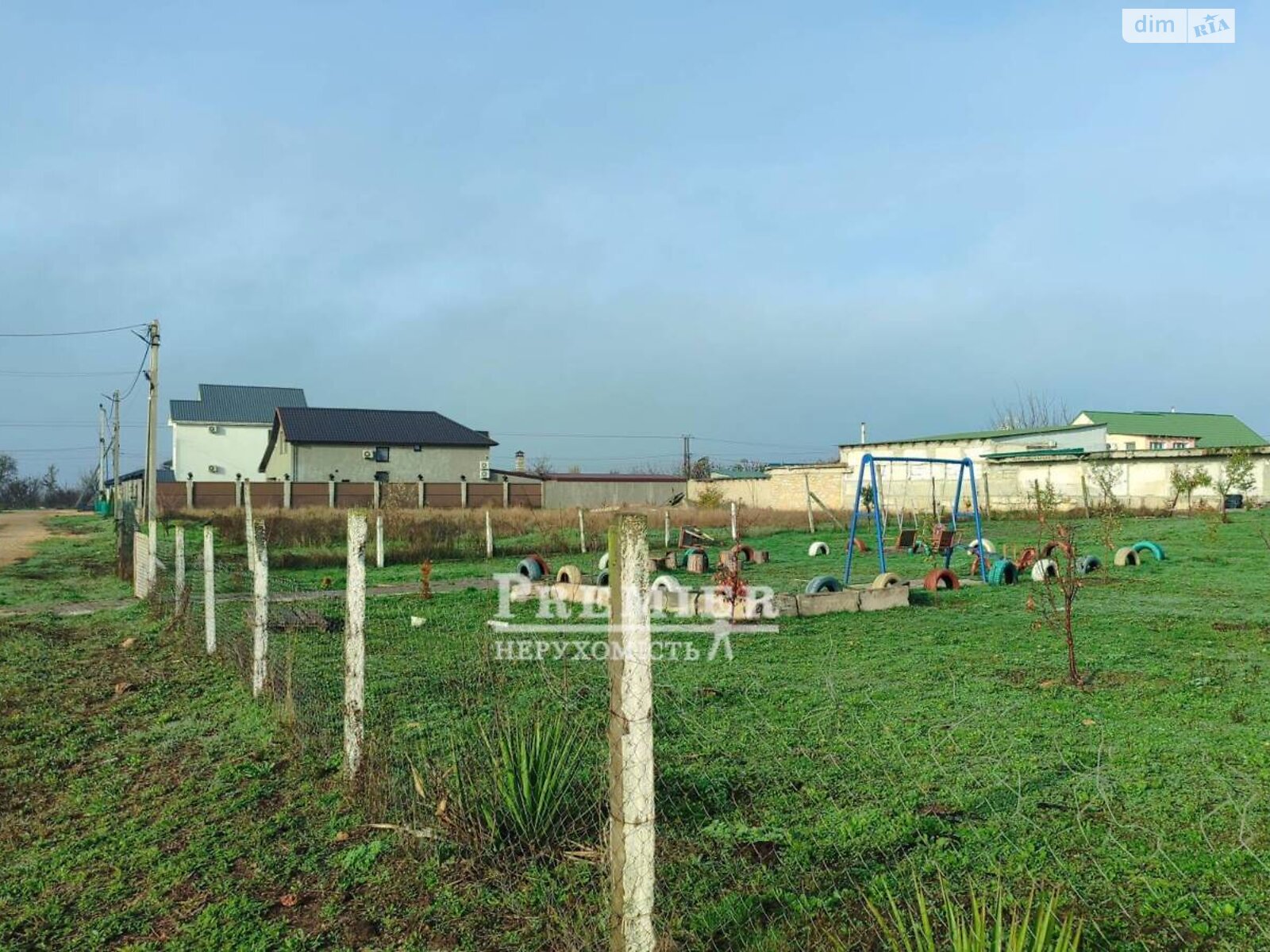 Земельный участок под жилую застройку в Великодолинском, площадь 7 соток фото 1 Земельный участок под жилую застройку в Великодолинском, площадь 7 соток фото 1