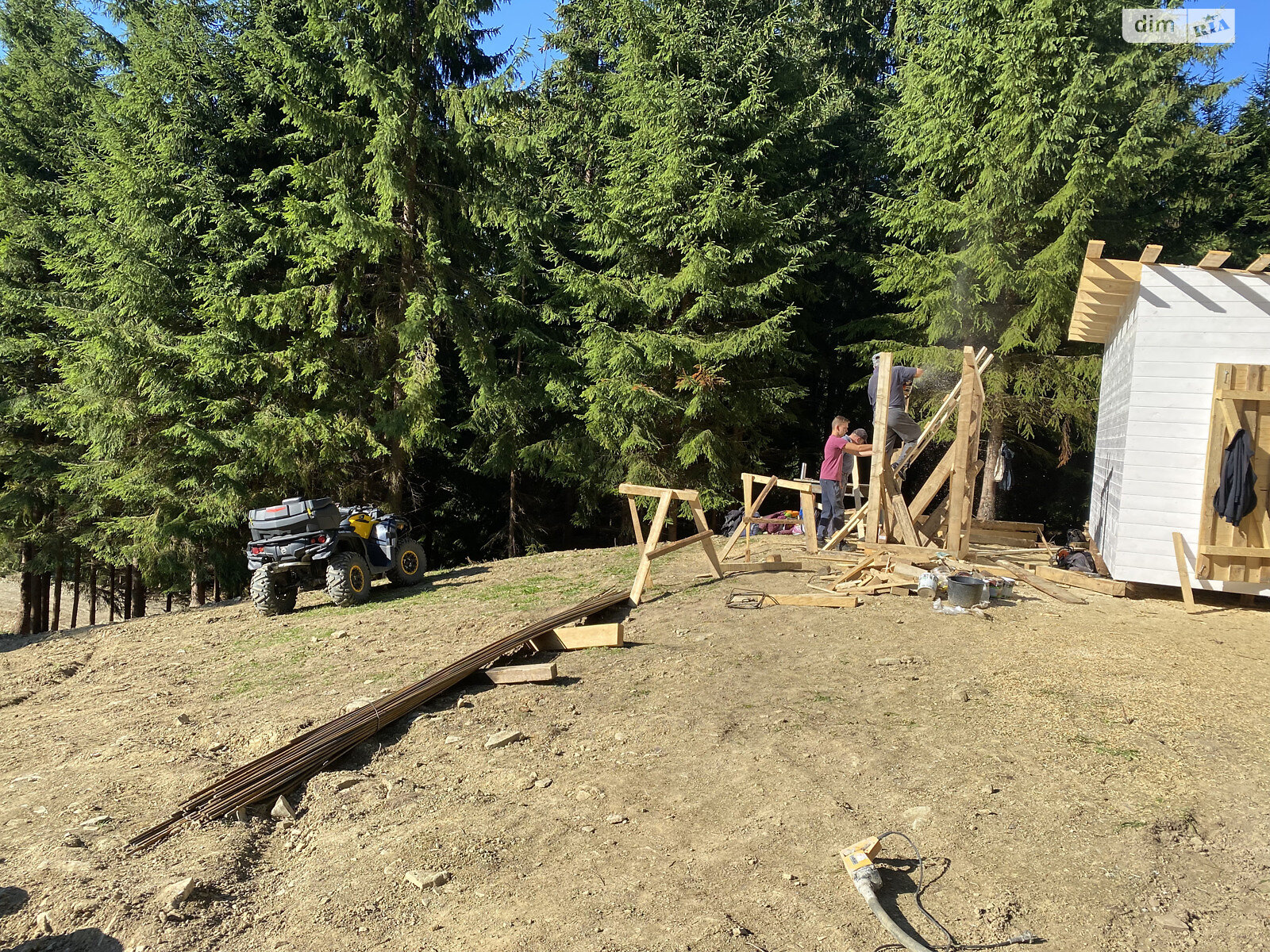 Земля під житлову забудову в Верхньому Ясеневі, площа 80 соток фото 1 Земля під житлову забудову в Верхньому Ясеневі, площа 80 соток фото 1