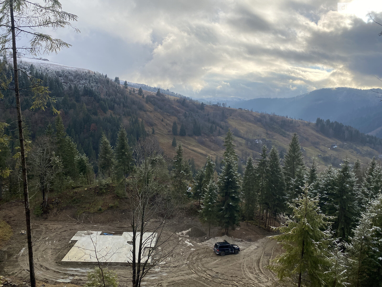Земля під житлову забудову в Верхньому Ясеневі, площа 80 соток фото 1 Земля під житлову забудову в Верхньому Ясеневі, площа 80 соток фото 1
