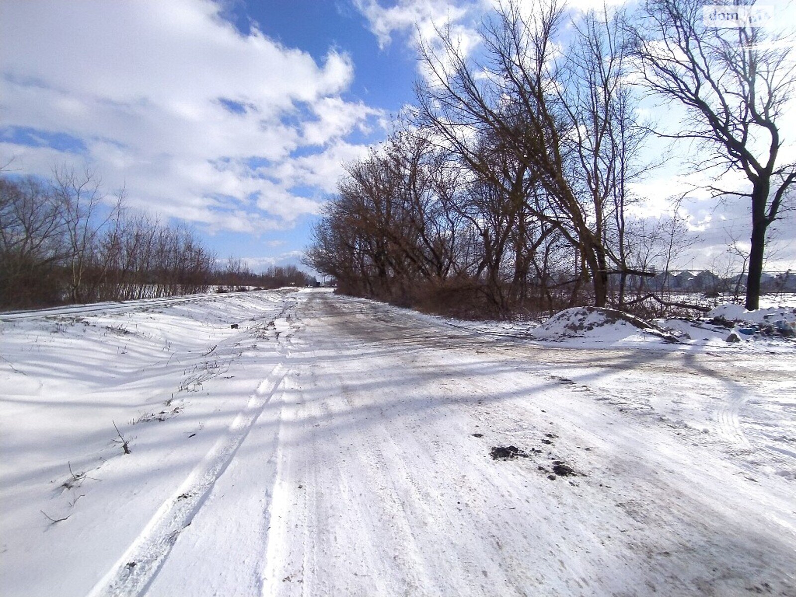 Земельна ділянка під житлову забудову в Десні, площа 33 сотки фото 1