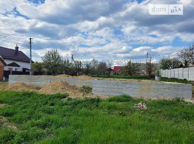Земля під житлову забудову в селі Майдан-Чапельський, площа 8 соток фото 1 Земля під житлову забудову в селі Майдан-Чапельський, площа 8 соток фото 1