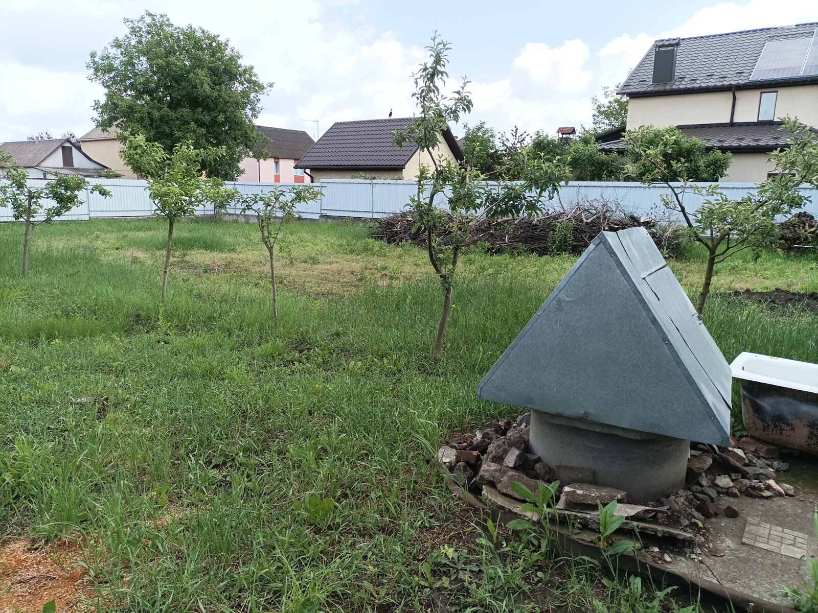 Земельна ділянка під житлову забудову в Вінницьких Хуторах, площа 10 соток фото 1 Земельна ділянка під житлову забудову в Вінницьких Хуторах, площа 10 соток фото 1