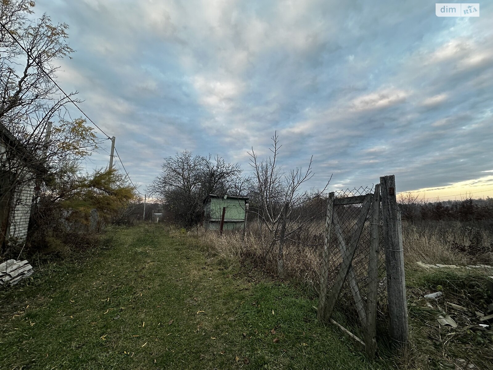 Земельна ділянка під житлову забудову в Вінницьких Хуторах, площа 4 сотки фото 1 Земельна ділянка під житлову забудову в Вінницьких Хуторах, площа 4 сотки фото 1