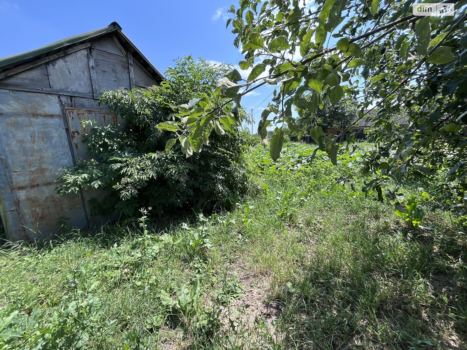 Земельна ділянка під житлову забудову в Вінницьких Хуторах, площа 9 соток фото 1 Земельна ділянка під житлову забудову в Вінницьких Хуторах, площа 9 соток фото 1