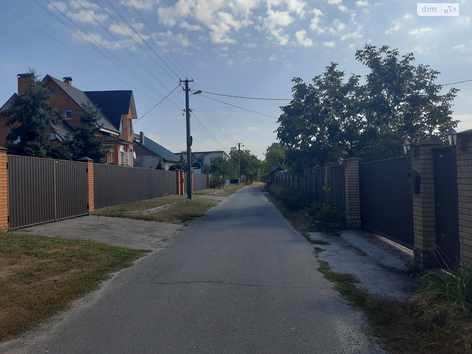 Земельна ділянка під житлову забудову в Вишеньках, площа 9.75 сотки фото 1 Земельна ділянка під житлову забудову в Вишеньках, площа 9.75 сотки фото 1
