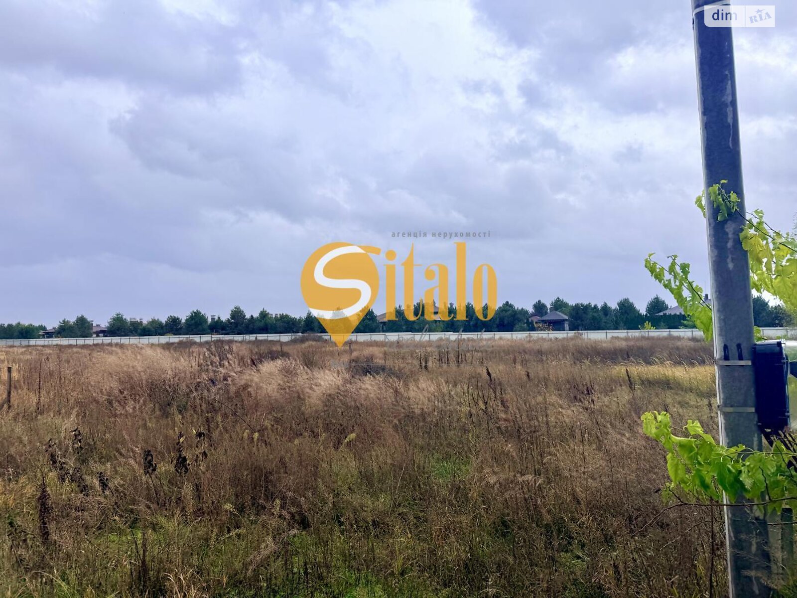 Земельный участок под жилую застройку в Вишенки, площадь 15 соток фото 1 Земельный участок под жилую застройку в Вишенки, площадь 15 соток фото 1