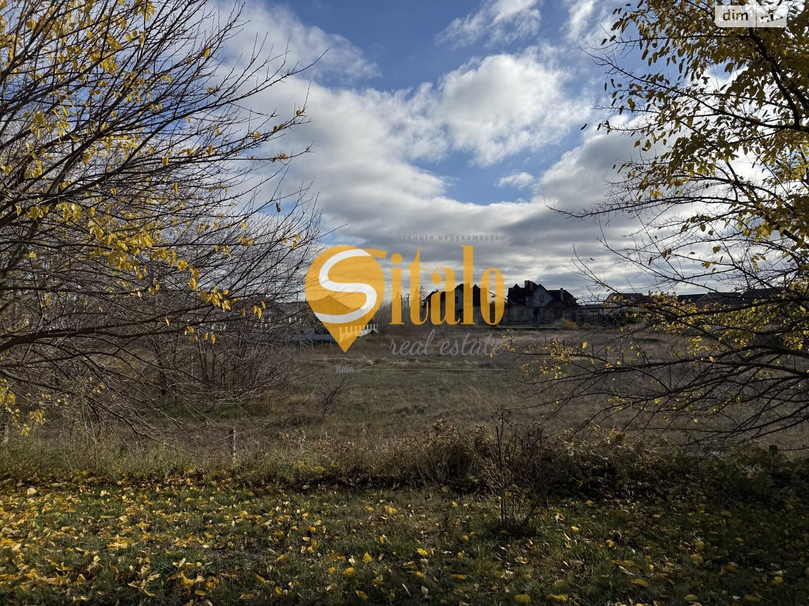 Земельный участок под жилую застройку в Вишенки, площадь 15 соток фото 1 Земельный участок под жилую застройку в Вишенки, площадь 15 соток фото 1