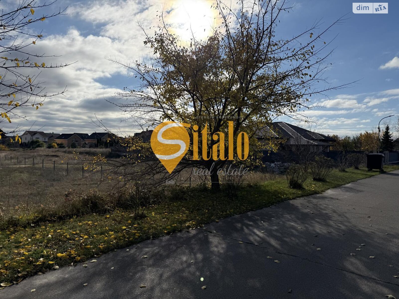 Земельный участок под жилую застройку в Вишенки, площадь 15 соток фото 1 Земельный участок под жилую застройку в Вишенки, площадь 15 соток фото 1