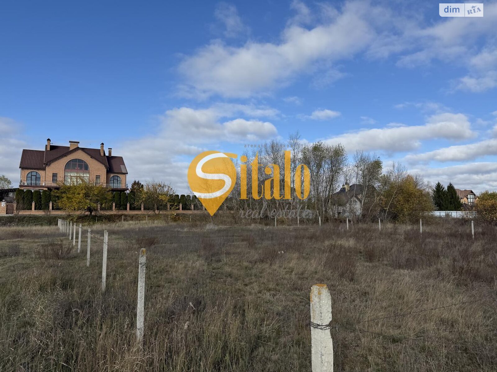 Земельный участок под жилую застройку в Вишенки, площадь 15 соток фото 1 Земельный участок под жилую застройку в Вишенки, площадь 15 соток фото 1