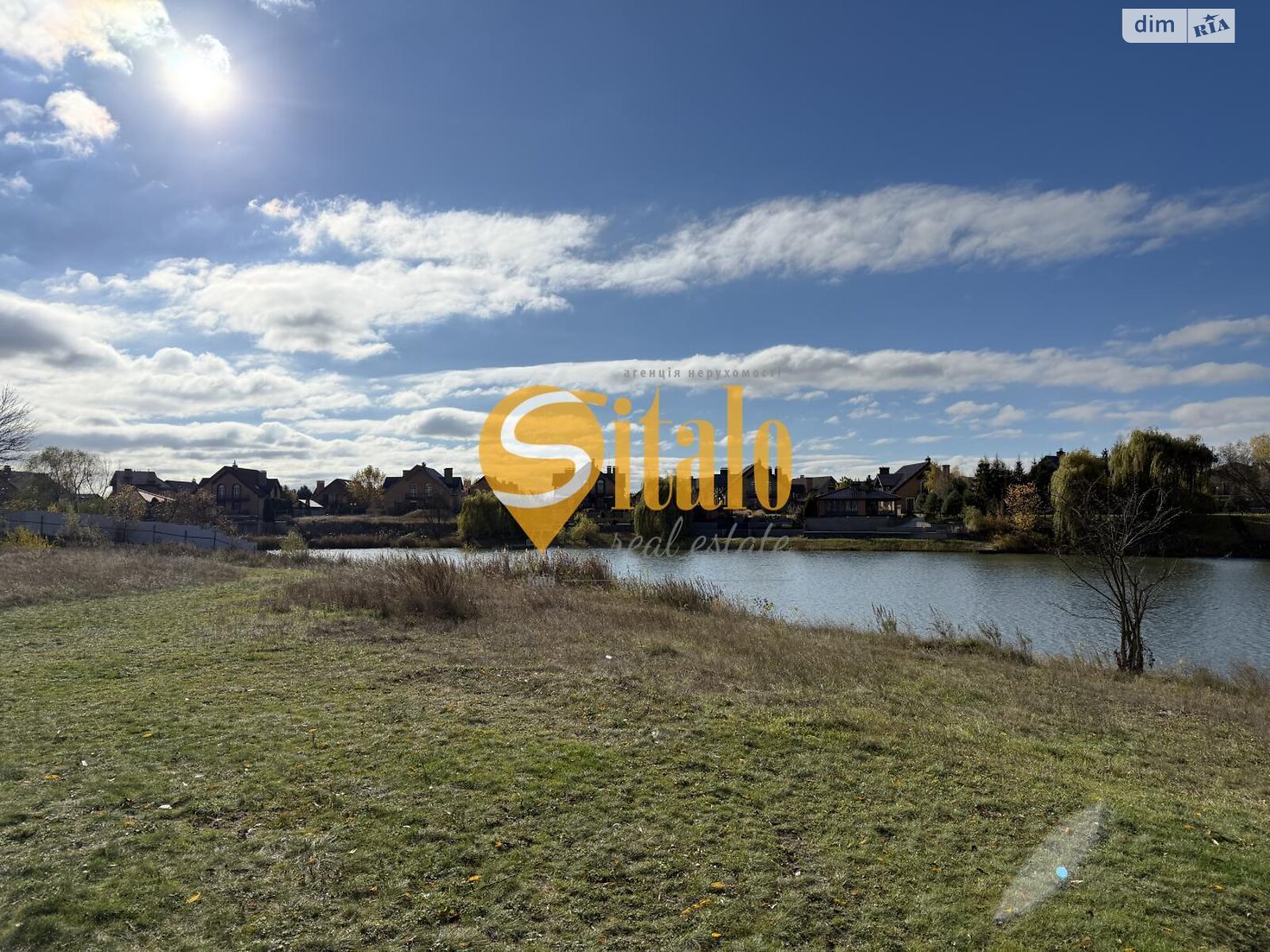 Земельный участок под жилую застройку в Вишенки, площадь 15 соток фото 1 Земельный участок под жилую застройку в Вишенки, площадь 15 соток фото 1