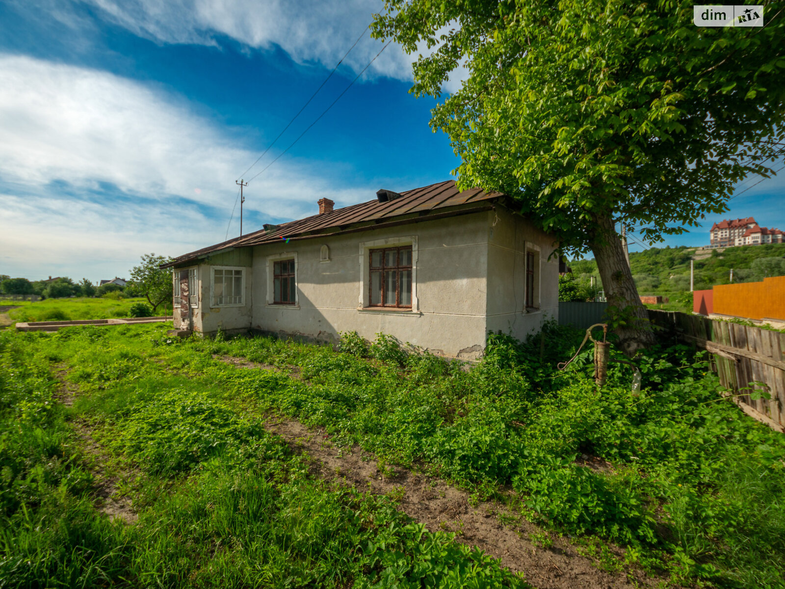 Земельна ділянка під житлову забудову в Вовчинцю, площа 7.1 сотки фото 1 Земельна ділянка під житлову забудову в Вовчинцю, площа 7.1 сотки фото 1