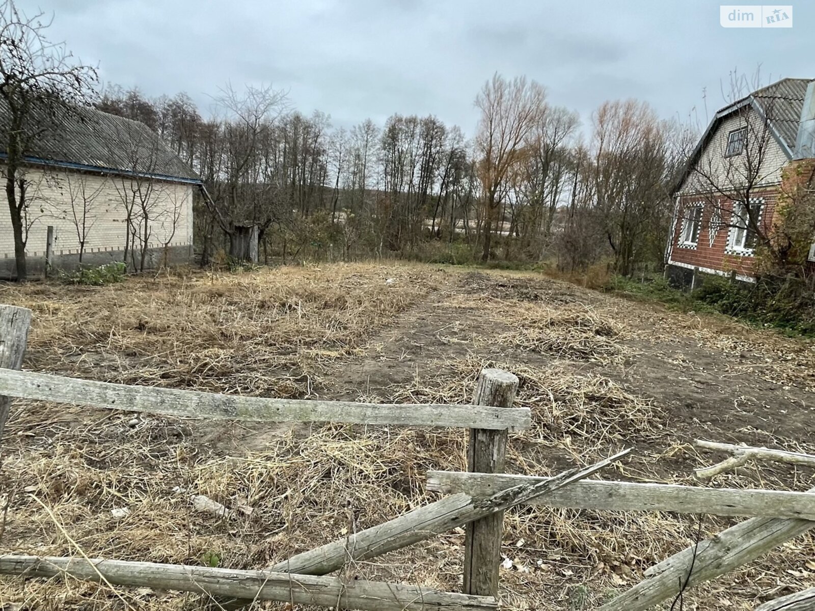 Земельна ділянка під житлову забудову в Ворошилівці, площа 11 соток фото 1 Земельна ділянка під житлову забудову в Ворошилівці, площа 11 соток фото 1