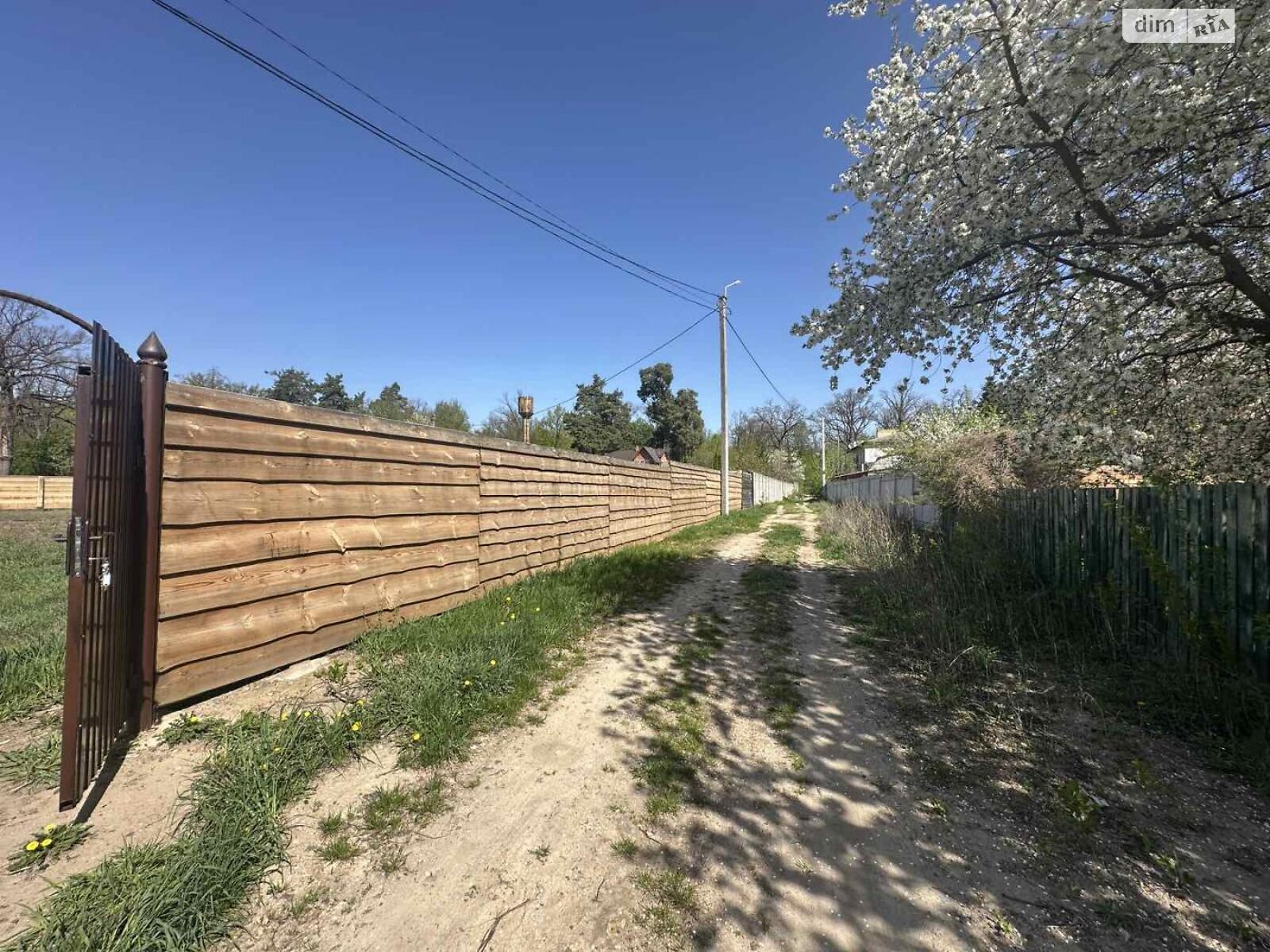 Земельный участок под жилую застройку в Ворзеле, площадь 10 соток фото 1 Земельный участок под жилую застройку в Ворзеле, площадь 10 соток фото 1