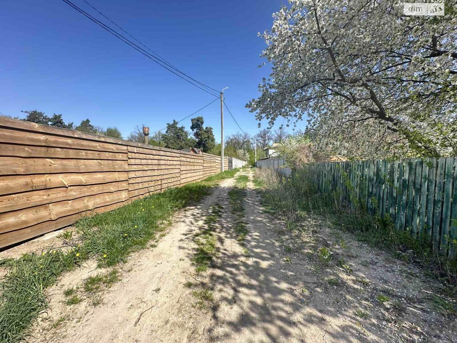 Земельный участок под жилую застройку в Ворзеле, площадь 10 соток фото 1 Земельный участок под жилую застройку в Ворзеле, площадь 10 соток фото 1