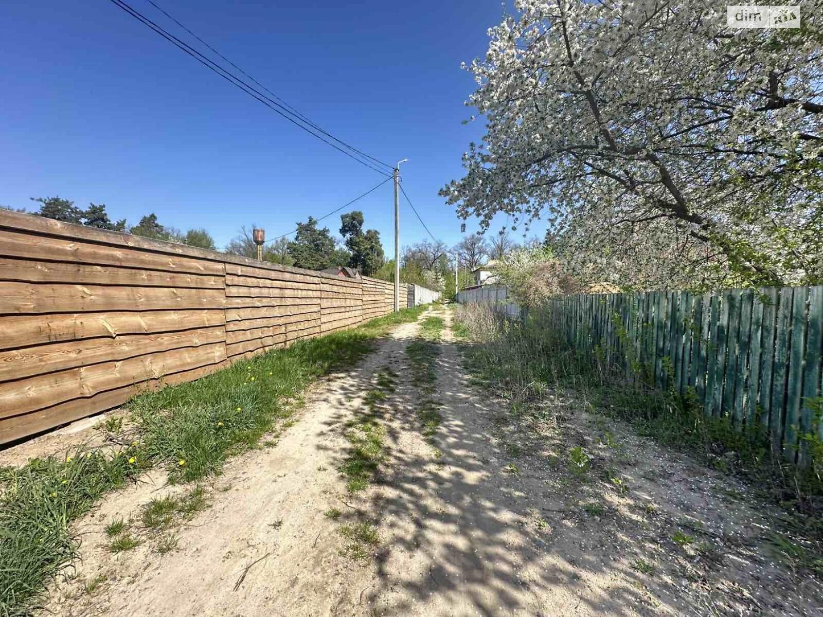 Земельный участок под жилую застройку в Ворзеле, площадь 10 соток фото 1 Земельный участок под жилую застройку в Ворзеле, площадь 10 соток фото 1