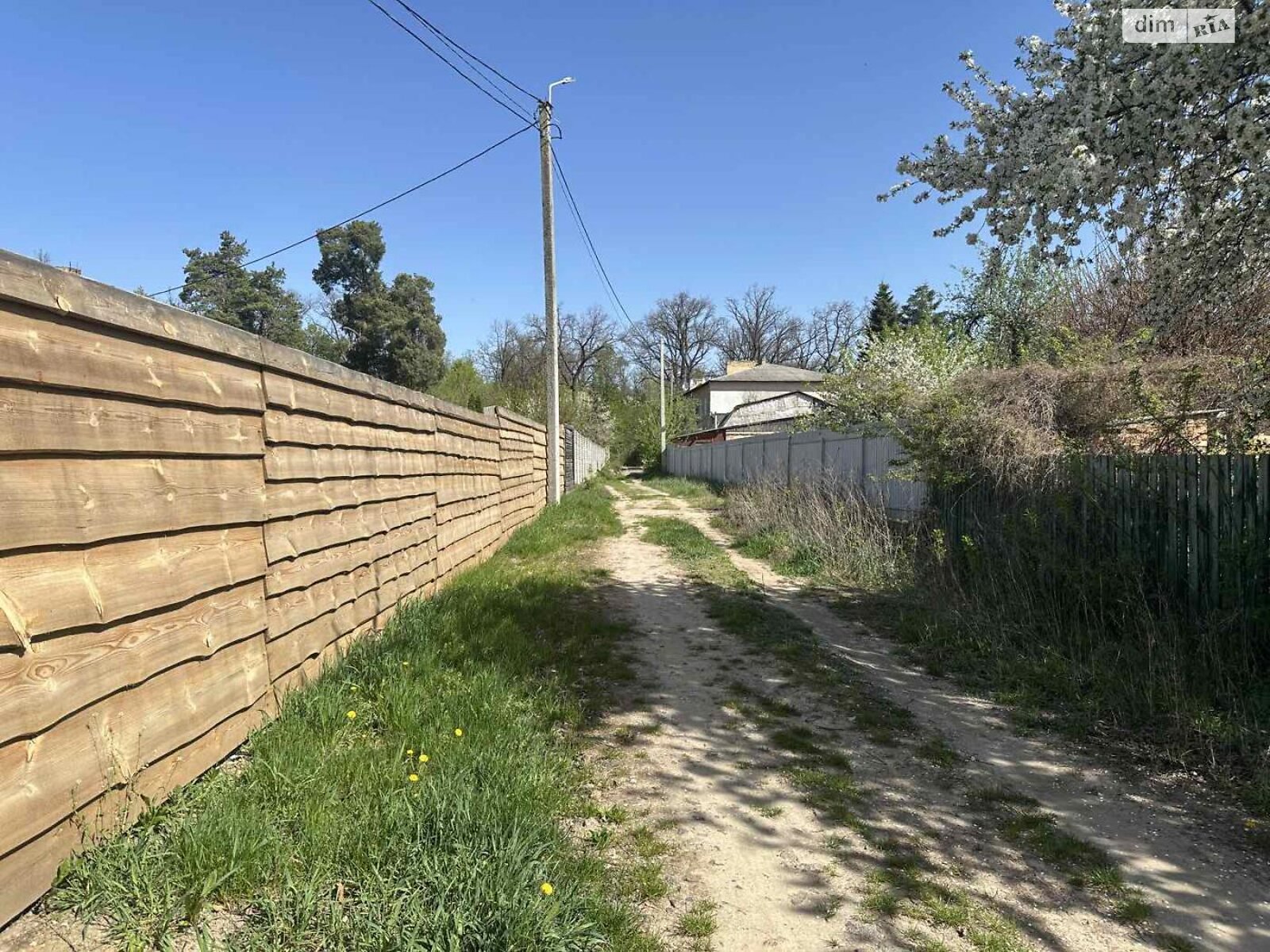 Земельный участок под жилую застройку в Ворзеле, площадь 10 соток фото 1 Земельный участок под жилую застройку в Ворзеле, площадь 10 соток фото 1