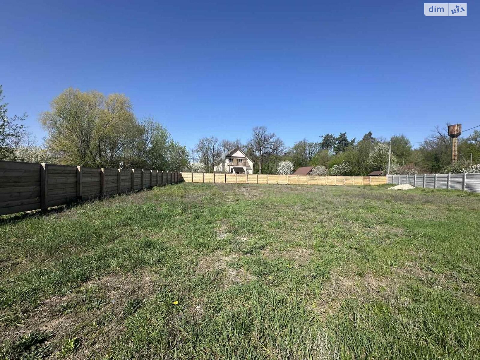 Земельный участок под жилую застройку в Ворзеле, площадь 10 соток фото 1 Земельный участок под жилую застройку в Ворзеле, площадь 10 соток фото 1